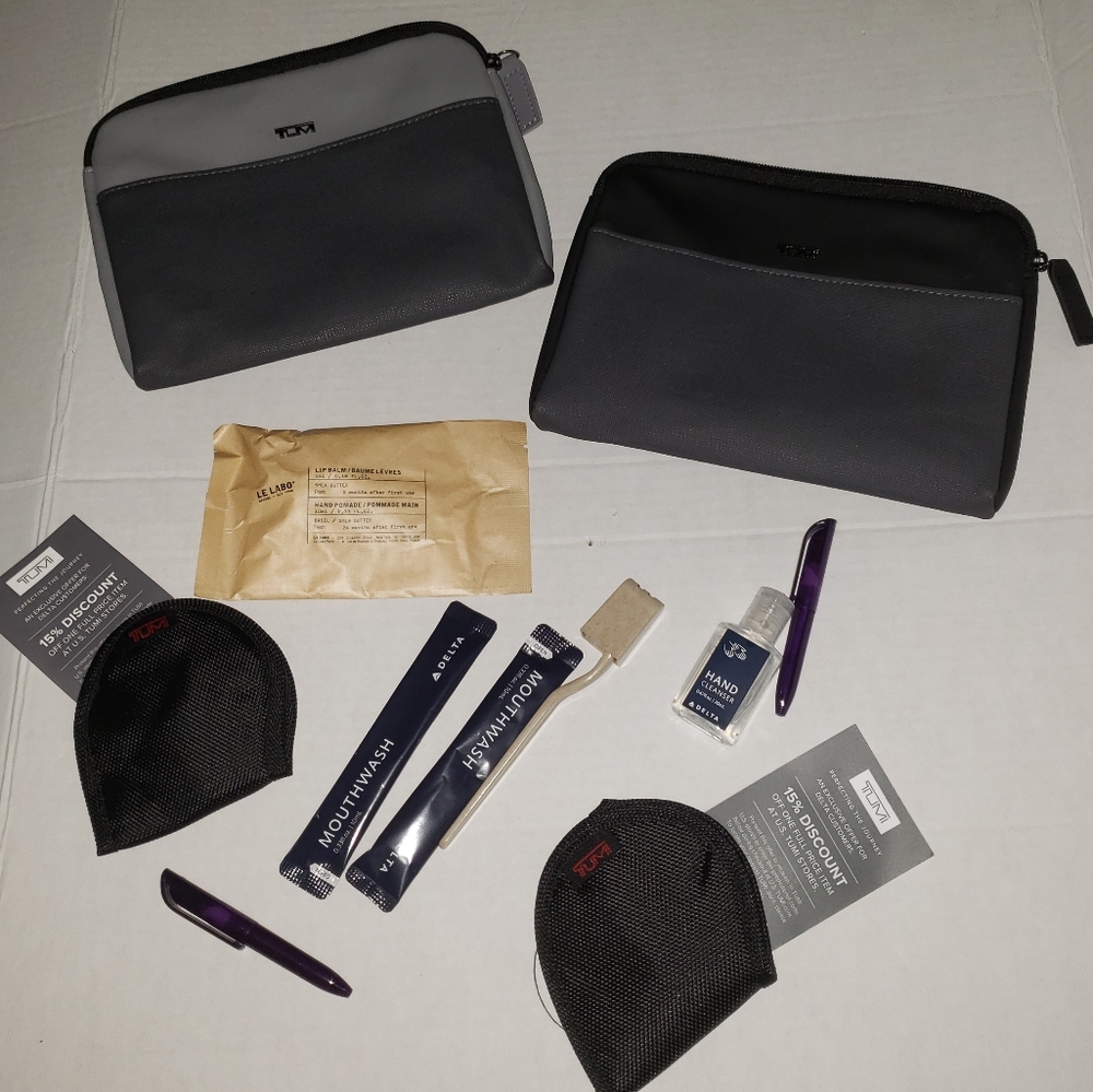 Tumi lot - Picture 1 of 4